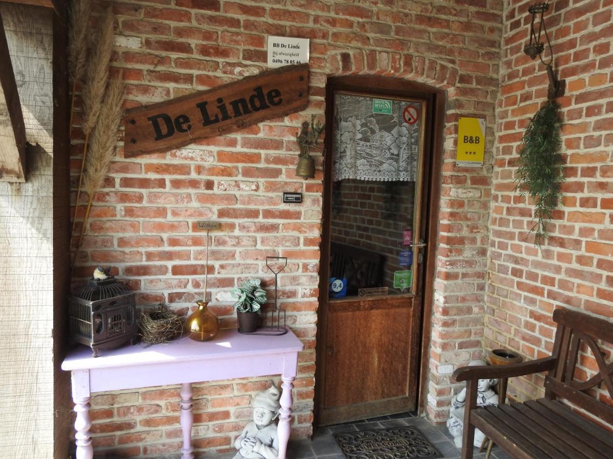 B&B De Linde Wijtschate Bagian luar foto