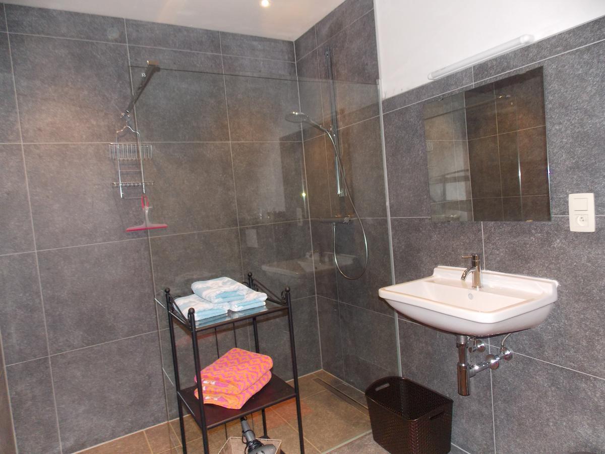 B&B De Linde Wijtschate Bagian luar foto