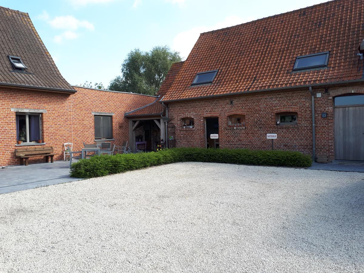 B&B De Linde Wijtschate Bagian luar foto