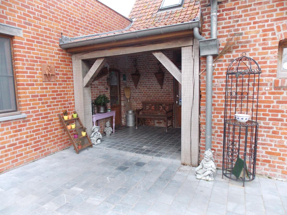 B&B De Linde Wijtschate Bagian luar foto