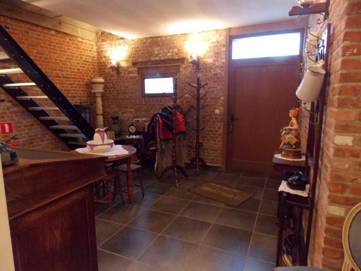 B&B De Linde Wijtschate Bagian luar foto